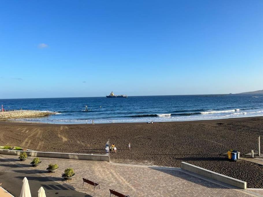 Pieds Dans L'Eau - Vue Sur Mer - Playa De Melenara Exterior foto